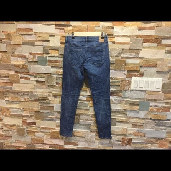 ZARA  Mid-rise Jeans   - Picture 2 of 7